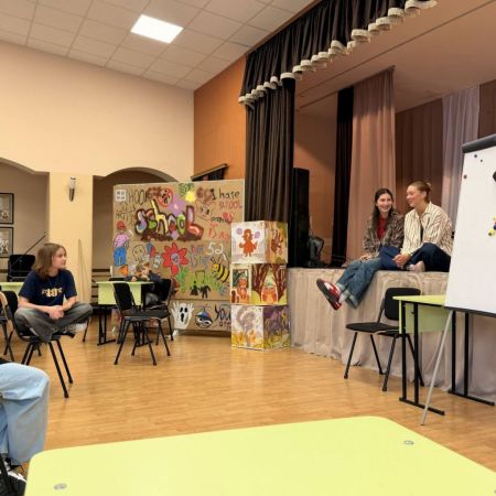 Творчість попри тривоги: як у Вишнівському ЦТДЮ бережуть дитячі мрії